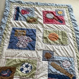Boys sports comforter and sham